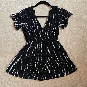 Black and white tie-died romper!